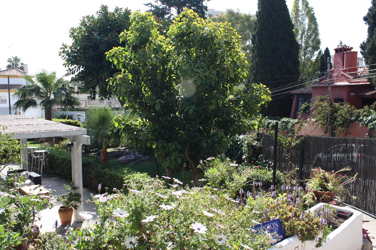 Hostal Boutique Los Geranios Del Pinar Торремолинос Экстерьер фото