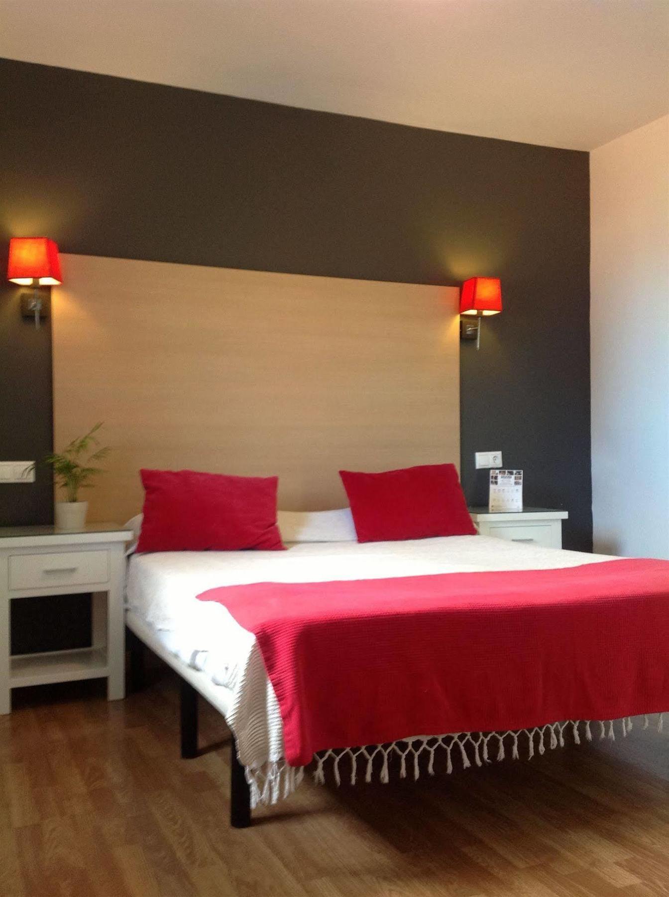 Hostal Boutique Los Geranios Del Pinar Торремолинос Экстерьер фото