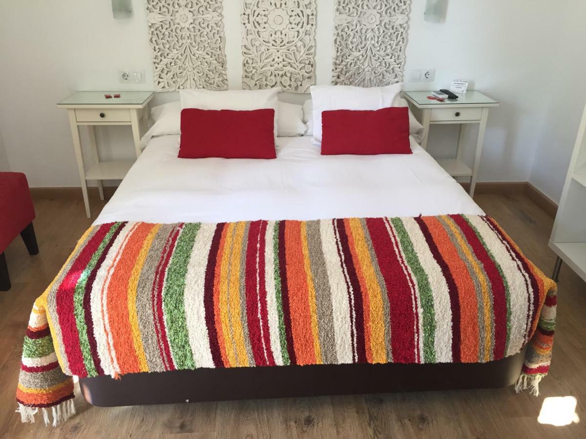 Hostal Boutique Los Geranios Del Pinar Торремолинос Экстерьер фото