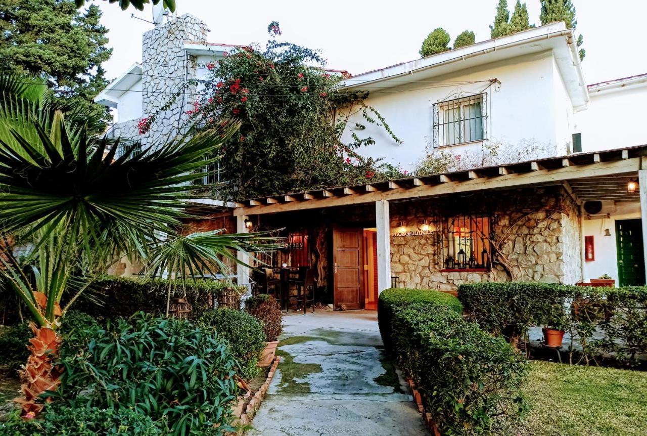 Hostal Boutique Los Geranios Del Pinar Торремолинос Экстерьер фото
