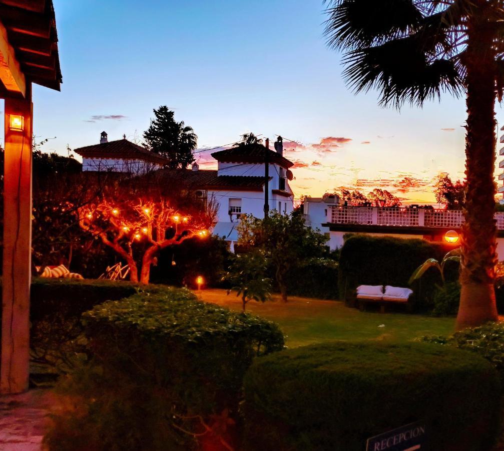 Hostal Boutique Los Geranios Del Pinar Торремолинос Экстерьер фото