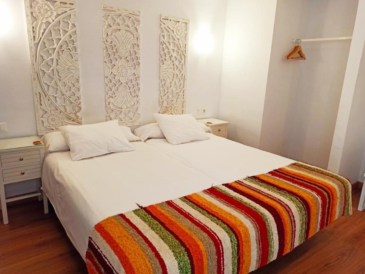 Hostal Boutique Los Geranios Del Pinar Торремолинос Экстерьер фото